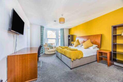 Blue Star House 20 Elphinstone Road, Southsea-Smal