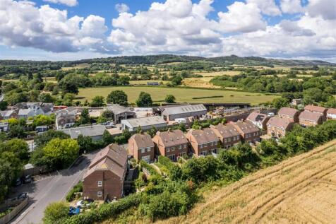 7 Chatfield Close-50.jpg