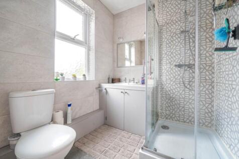 1330141-11-688938cdc7378