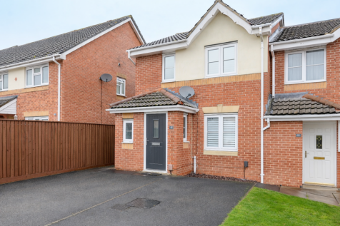 York, YO24 - property photo
