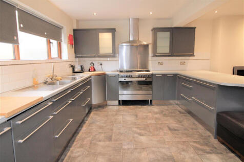 6-bed house on Bowerham Terrace, Lancaster, £3,510/mo
