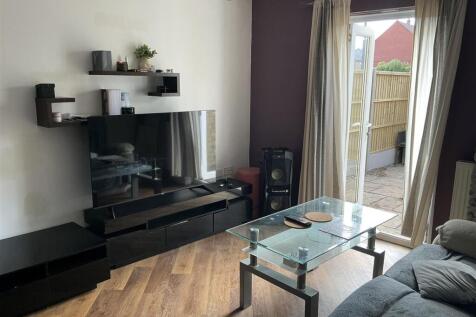Avocet Close, Coton Meadows, Rugby photo 3