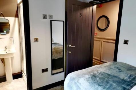 WhatsApp Image 2022-02-02 at 14.00.21 (2).jpeg