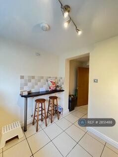 Kitchen (2)