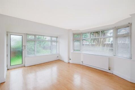 5 Oakwood Hill-10.jpg