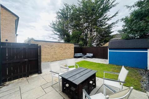 Knaith Close, Yarm photo 4