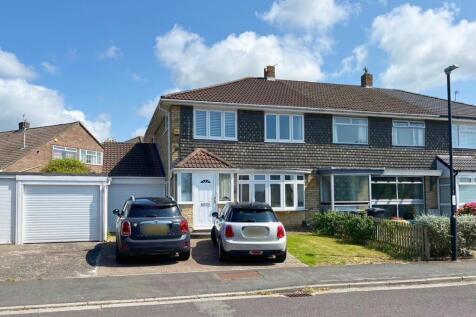 Front shot of property.jpg