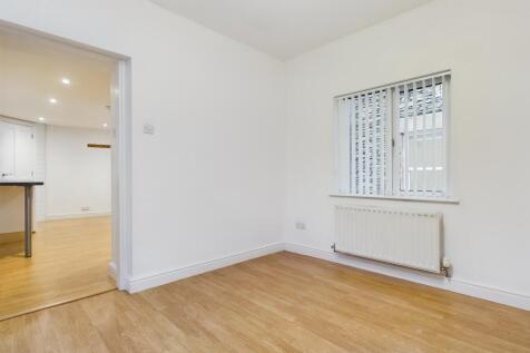Thornbarrow Road, Windermere, Cumbria,  LA23 2EW photo 3