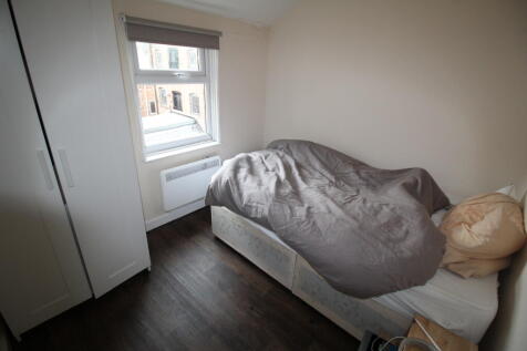 3B Regent Place, Leamington Spa photo 3