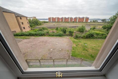 22A ROSEANGLE DD1 4LR 240725 EDIT (19 of 43).jpg