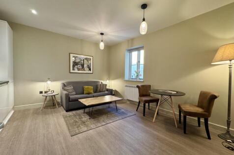 Brookmoor House, West Way, Cirencester, Gloucestershire photo 5
