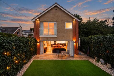 Exterior - Garden Twilight