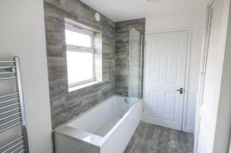 69 Headley Road, Liphook, Hampshire, GU30 7PR