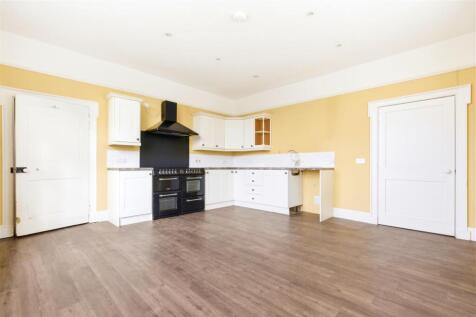 Goldings Farm House East 17.jpg
