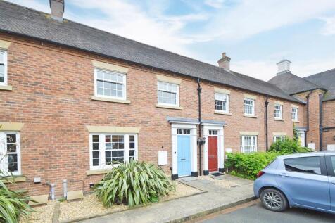 Llewellyn Place 13  Front Shot 2022 2.jpg