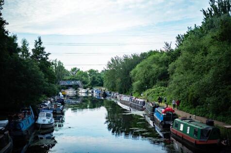 Enjoy a run or walk along the River Lea