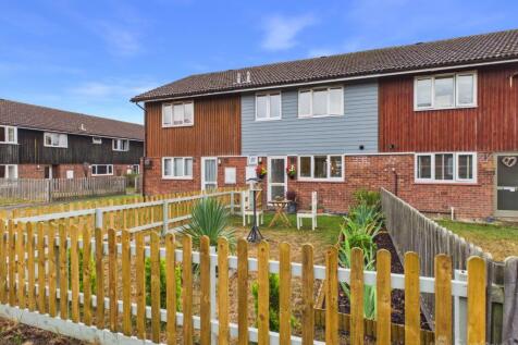 Front- Mark Stephens EweMove Newmarket and Soham 