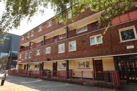 Grove Crescent Road, E15