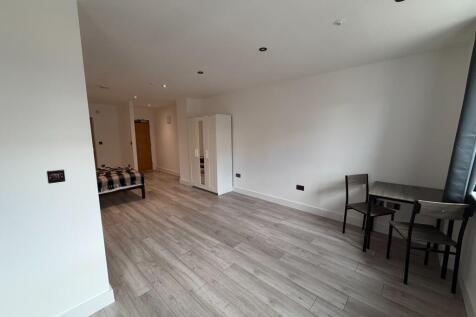 King Street, Wrexham, LL11 photo 3