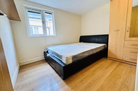 Bedroom 2 (5)