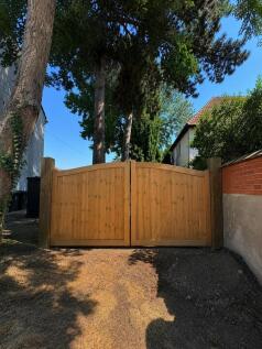 Impression of the gates (once installed)