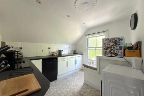 Kitchen (1)