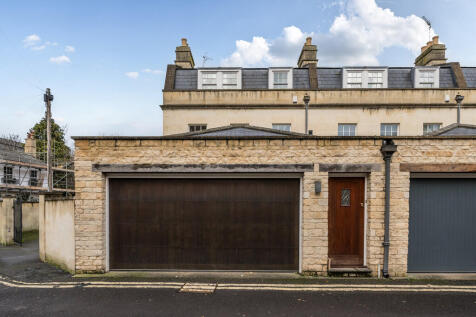 External Garage /...