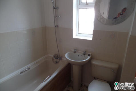 Luton, LU4 0YP photo 4