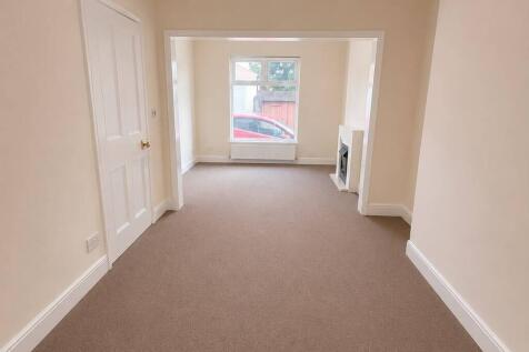 4 College Park Place photo 3