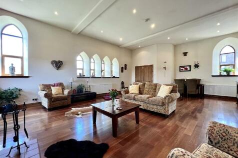 Formal Lounge
