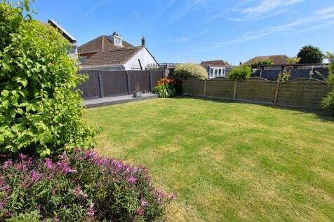 Cherrytree Avenue 48 - Garden new 3