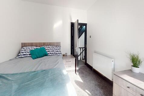 Meadow View, Hyde Park, Leeds, LS6 1JQ photo 4