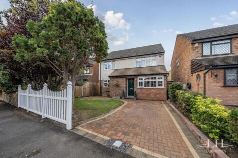 Rainham, RM13 - property photo