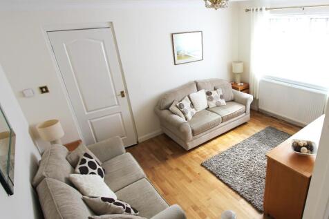 Ashfield, Glasgow, G64 photo 3