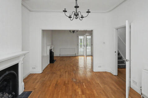48 Stanley Road, South Woodford, London, E18 2NS