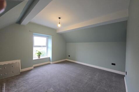 WhatsApp Image 2025-11-11 at 14.00.05_7e6f1d3e.jpg