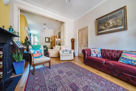 1294907-18-68275049297f6-ARW .jpg