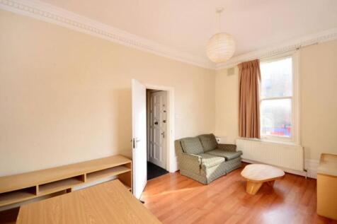 First Floor One Bedroom Flat located in Crouch Hi