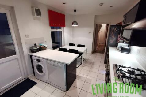 Lisvane Street, Cathays, Cardiff photo 3