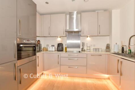 Lounge/Kitchen