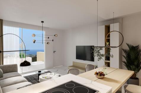 Luxury 2 Bedroom Penthouse Apartment with Communal Swimming Pool and Roof Terrace Image 98 10