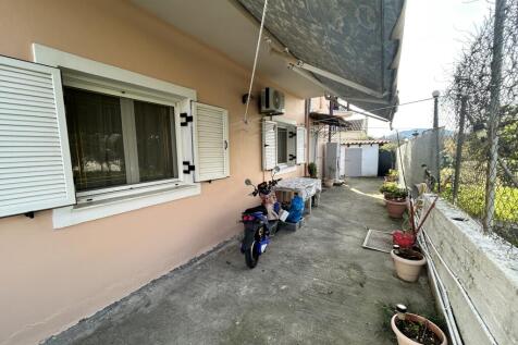 Side of apartment