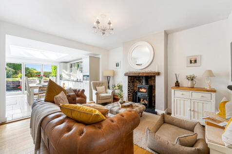 10 BROAD LANE-81.jpg
