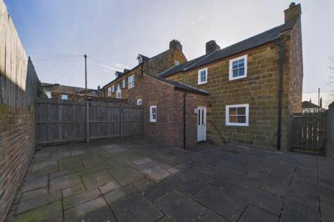 Rear Aspect and G...