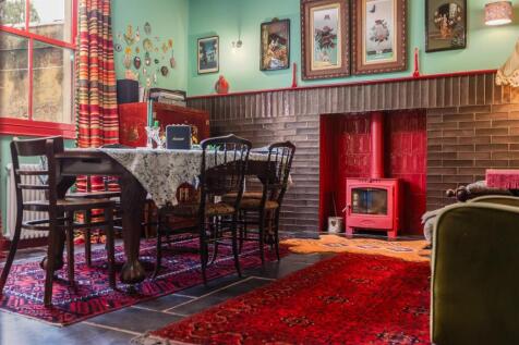 Piercy End 44 Dining Room-2.jpg