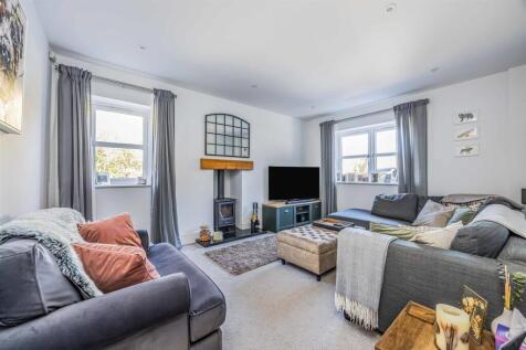 3 Dunkirk Rise, Southbourne-Small-PorticoMarketing