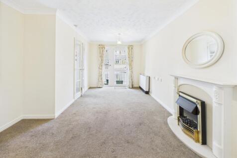 CAM02545G0-PR0466-STILL003