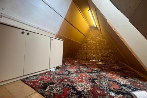 Loft room.JPEG