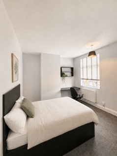 4-bed house on Paget Street, Loughborough, £2,600/mo