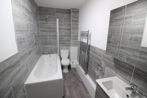 Green Lane, Hadfield, SK13 photo 4